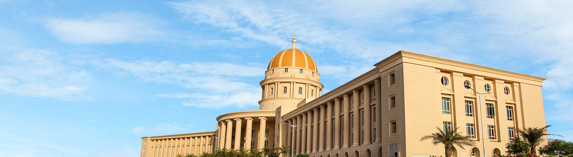 MUJ_Banner_Tapmi_dome_building